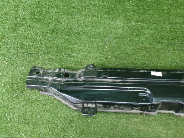 Телевизор верхняя часть Genesis G80 2 (2020-н.в.)