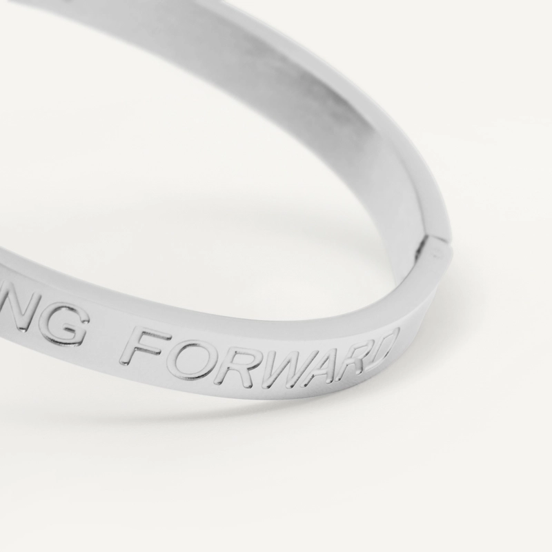 Браслет Продолжай двигаться вперед