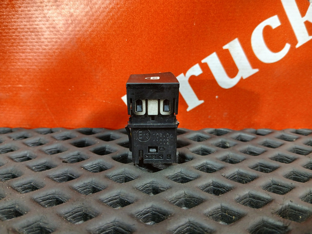 Кнопка центрального замка