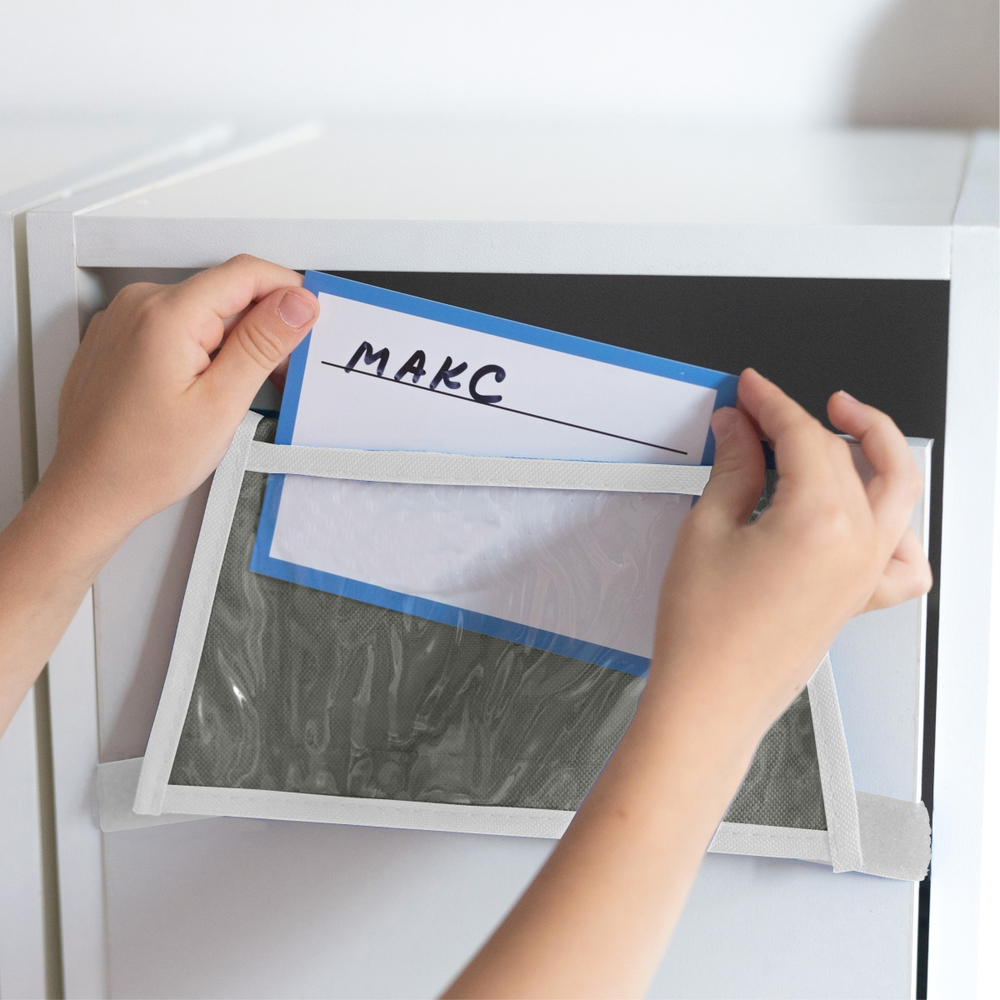 Набор для детского сада: кармашек, чехол, наклейки. Самосвал