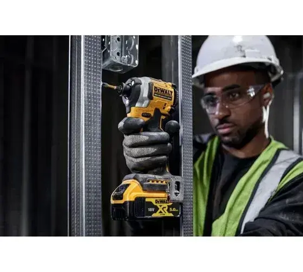 Шуруповерт, 18 В, 3250 об/мин, патрон - Шестигранник, разноцветный