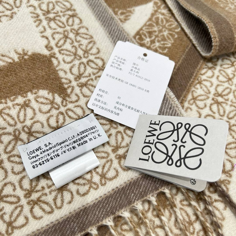 Шарф Loewe