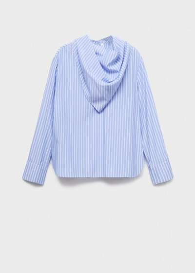 Блузка в полоску с платком