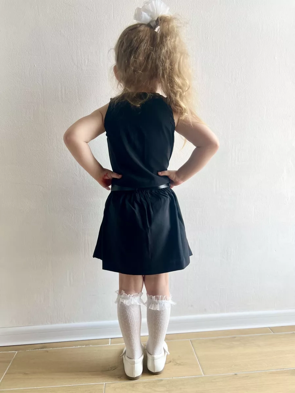 Костюм жилет с юбкой