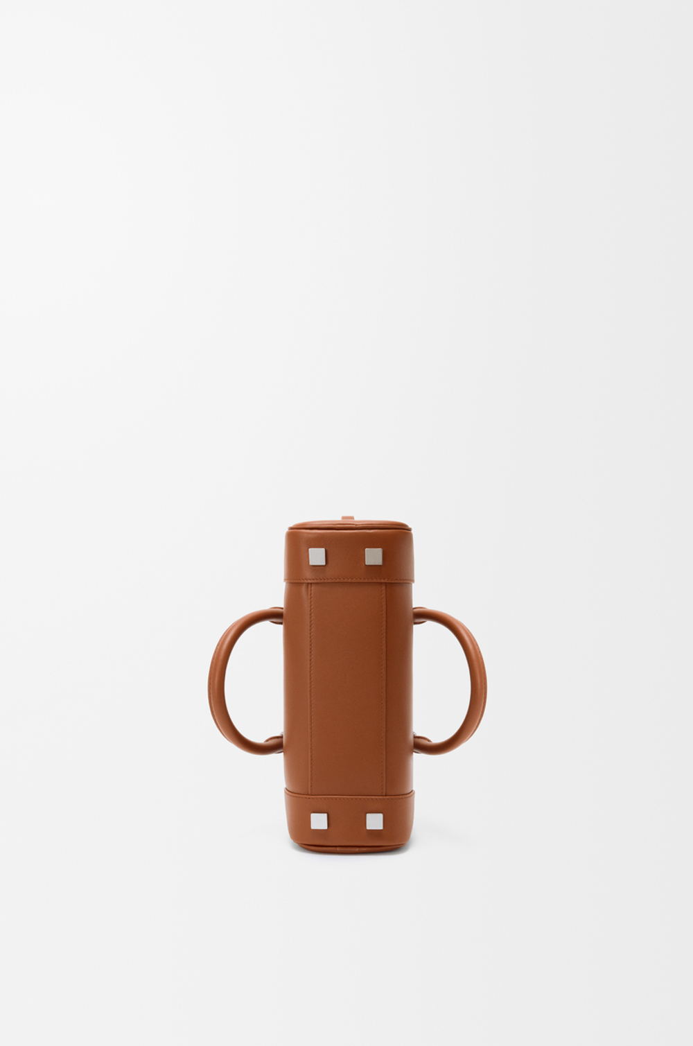 Loewe Укороченная сумка Amazona 23 из блестящей телячьей кожи, светло-коричневый