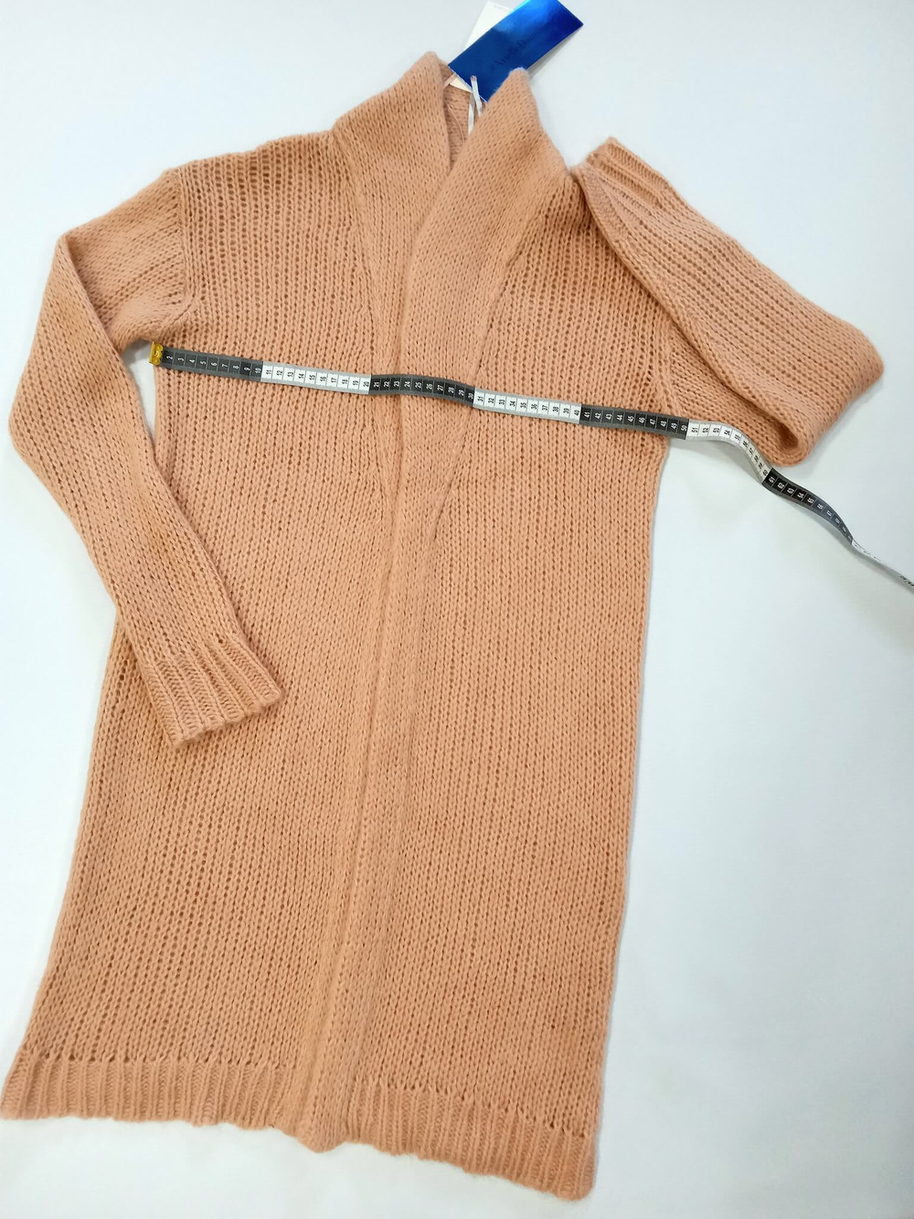 Кардиган вязанный,перcикого цвета. Размер S/M - 42/44 русский