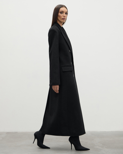 Двубортное пальто из шерсти