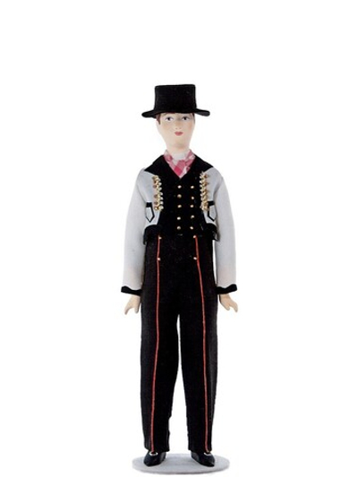 Кукла фарфоровая коллекционная в национальном мужском костюме. Норвежец