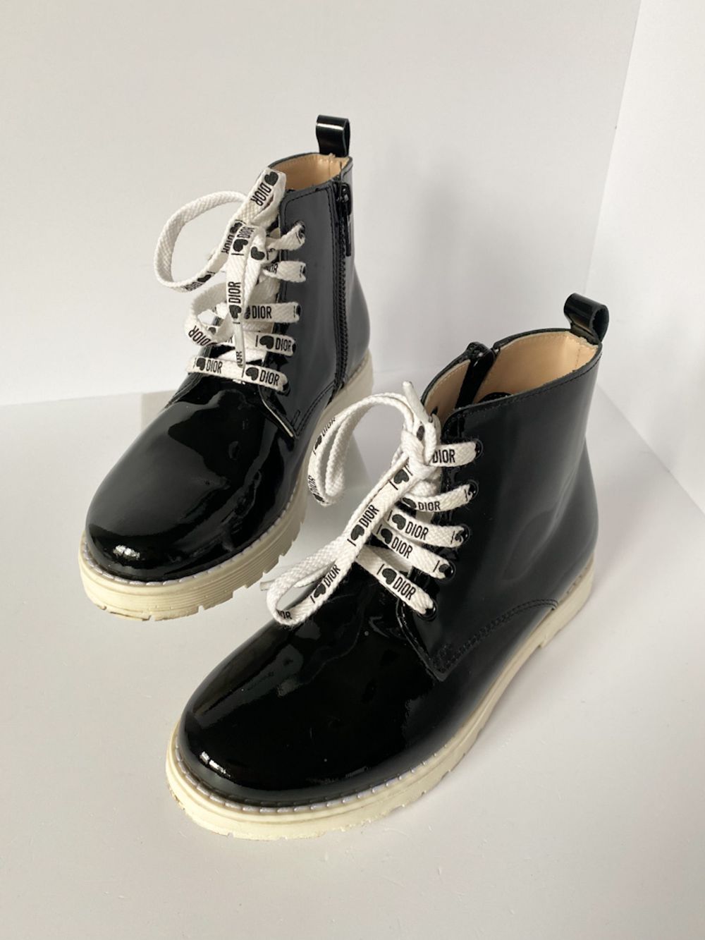 Лаковые ботинки Dior, 28