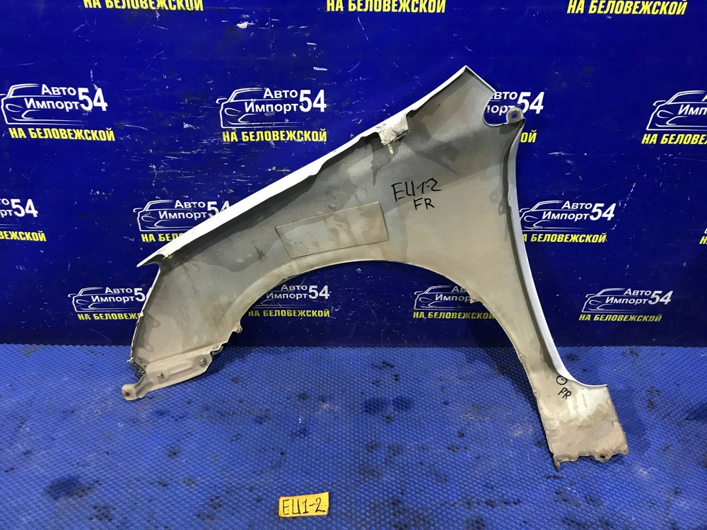 Крыло переднее правое Honda CIVIC 2001