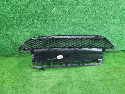 Решетка перед. бампера Mercedes GLS x167 19-24 AMG