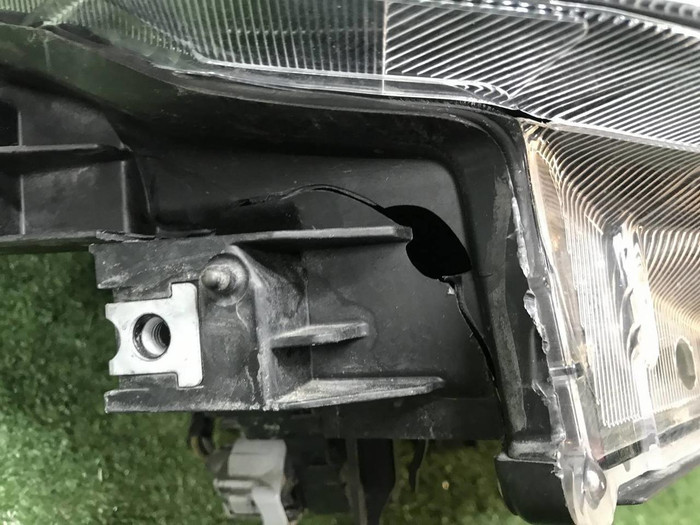 Фара правая Subaru Forester 5 SK (18-21) LED