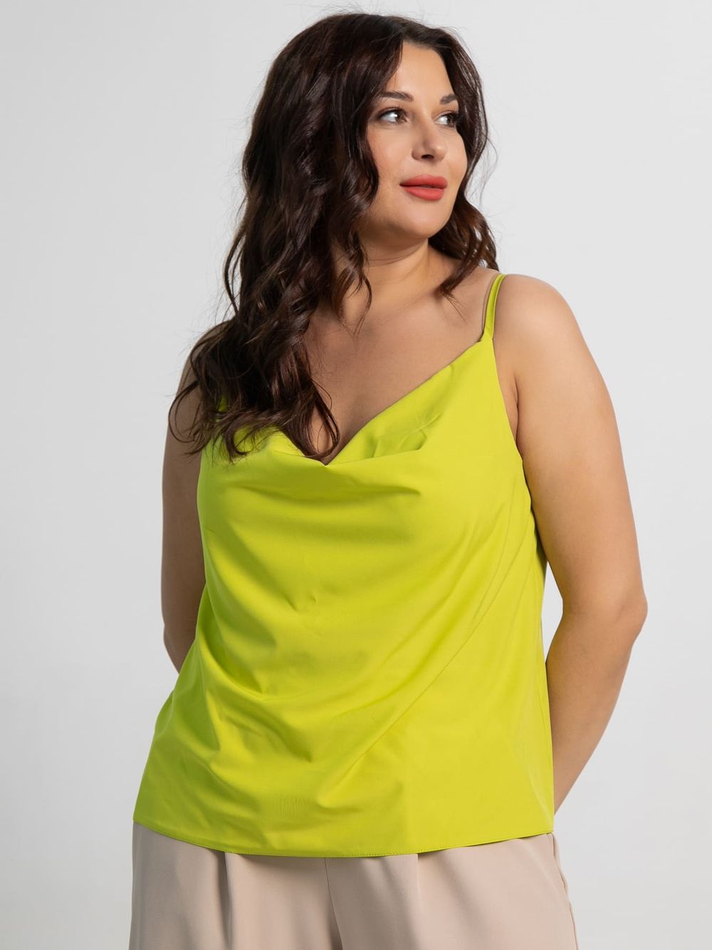 Топ Легкий штрих (лайм) Б15572-33М LT Collection