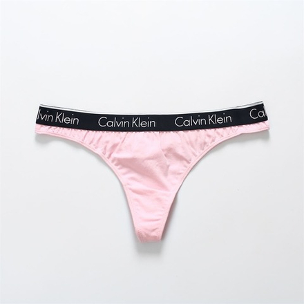 Женские трусы стринги розовые Calvin Klein Women