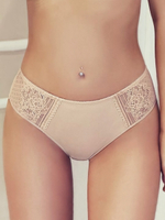 Трусики-панти Compliment с кружевными вставками по бокам (Размер: 44) (Цвет: белый)