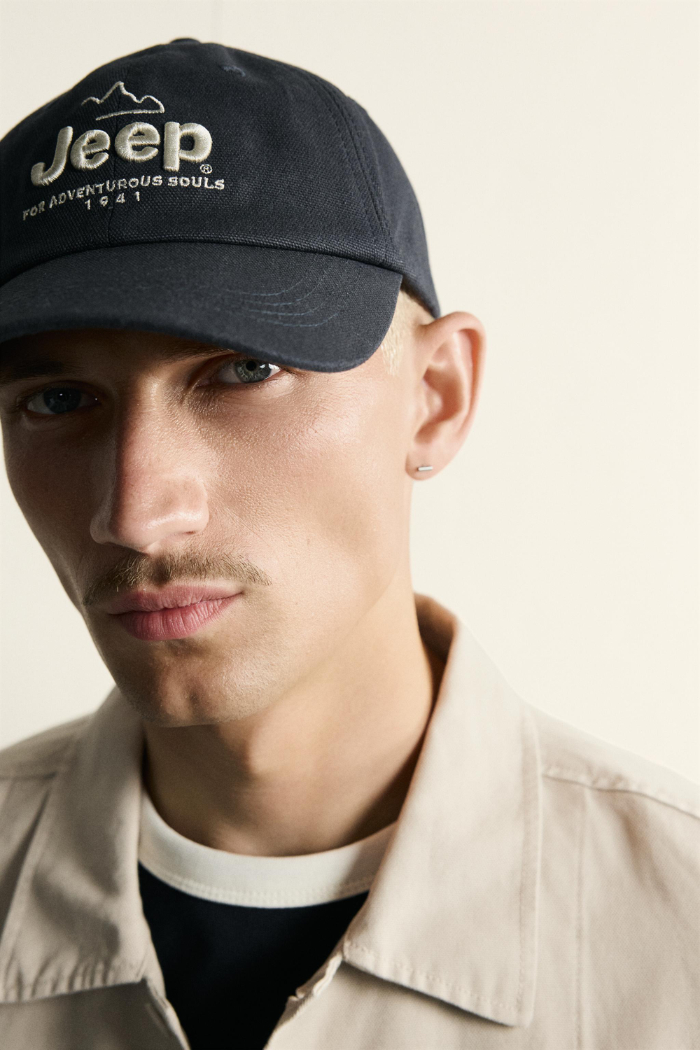 ZARA КЕПКА С ВЫШИВКОЙ JEEP®, МОРСКОЙ СИНИЙ