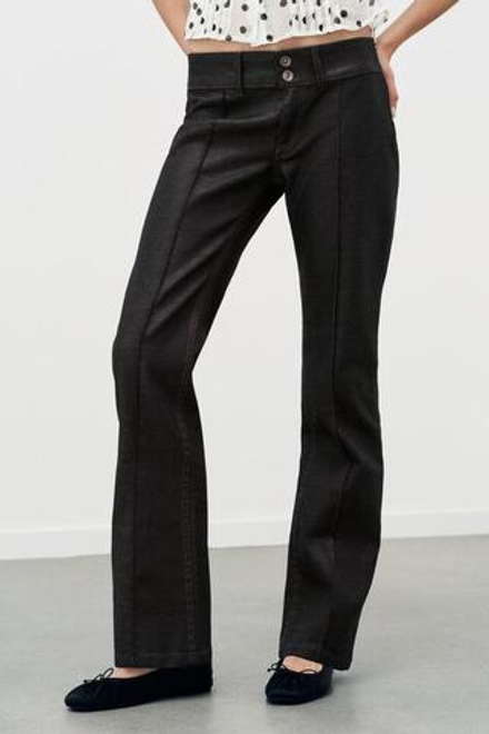 ZARA ДЖИНСЫ TRF С НИЗКОЙ ПОСАДКОЙ И ВОЩЕНЫМ ПОКРЫТИЕМ, ШОКОЛАДНЫЙ