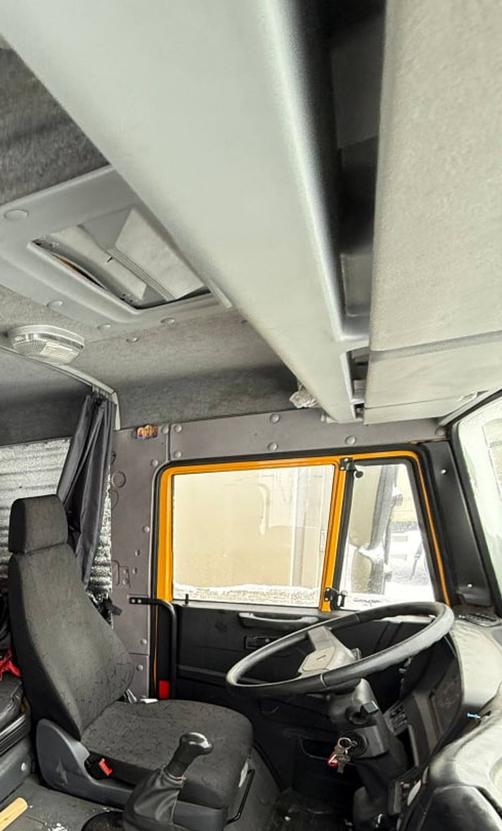 КамАЗ 65116 6x4 Седельный тягач 65116-7010-48(A5) (Дизельный, 6,7 л, 292 л.с., МТ)