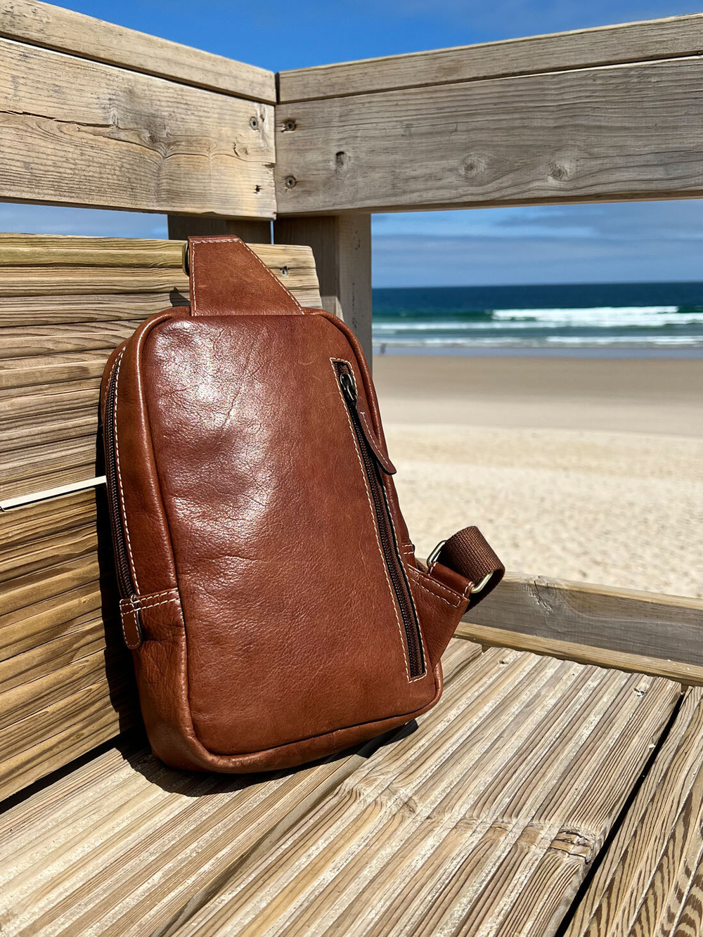 C240009 Camel - Сумка плечевая (слинг) MP