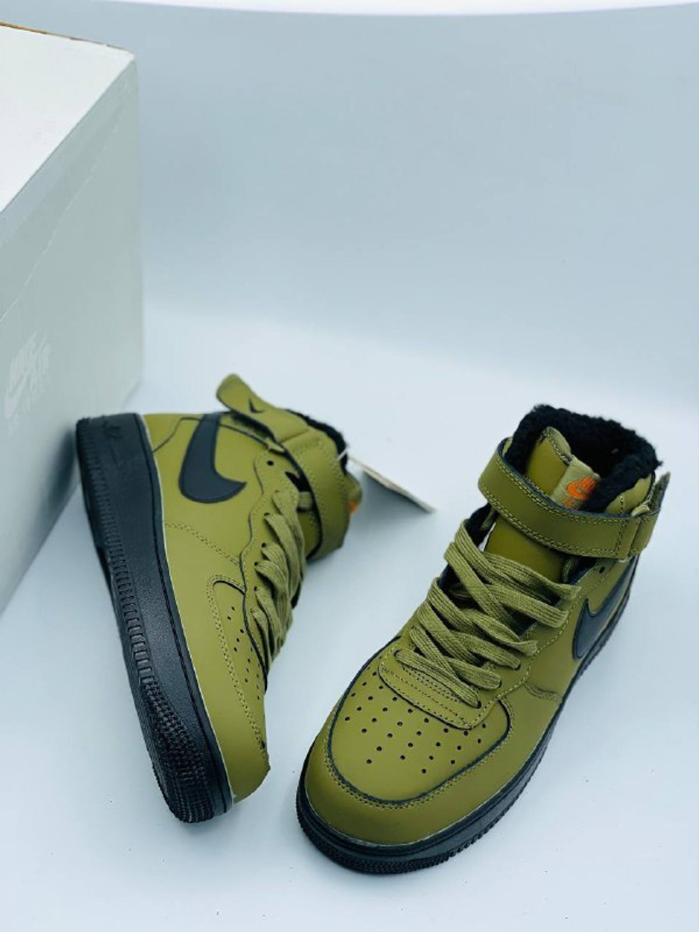 Зимние кроссовки NIKE AIR FORCE