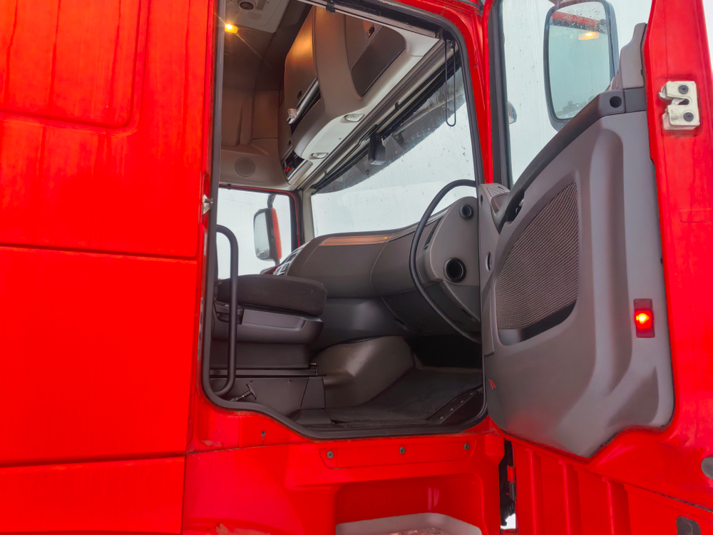 DAF XF 4x2 Седельный тягач XF 460 FT (Дизельный, 12,9 л, 462 л.с., АТ)