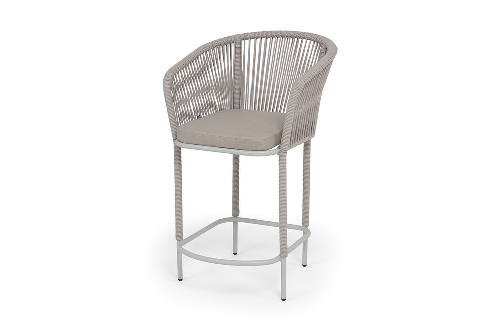 "Марсель" стул полубарный плетеный из роупа, каркас из стали светло-серый (RAL7035) муар, роуп бежевый круглый, ткань Mossle бежевая, пос.H65