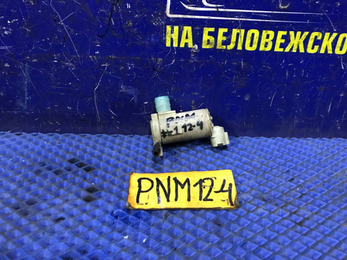 Моторчик бачка омывателя NISSAN LIBERTY 1998