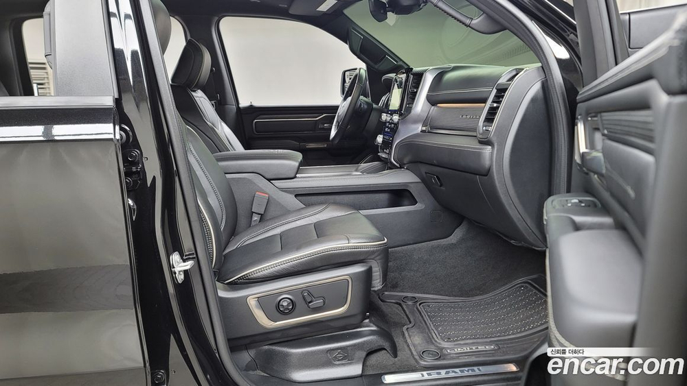 Dodge Ram Pickup 5.7 (01.2020)