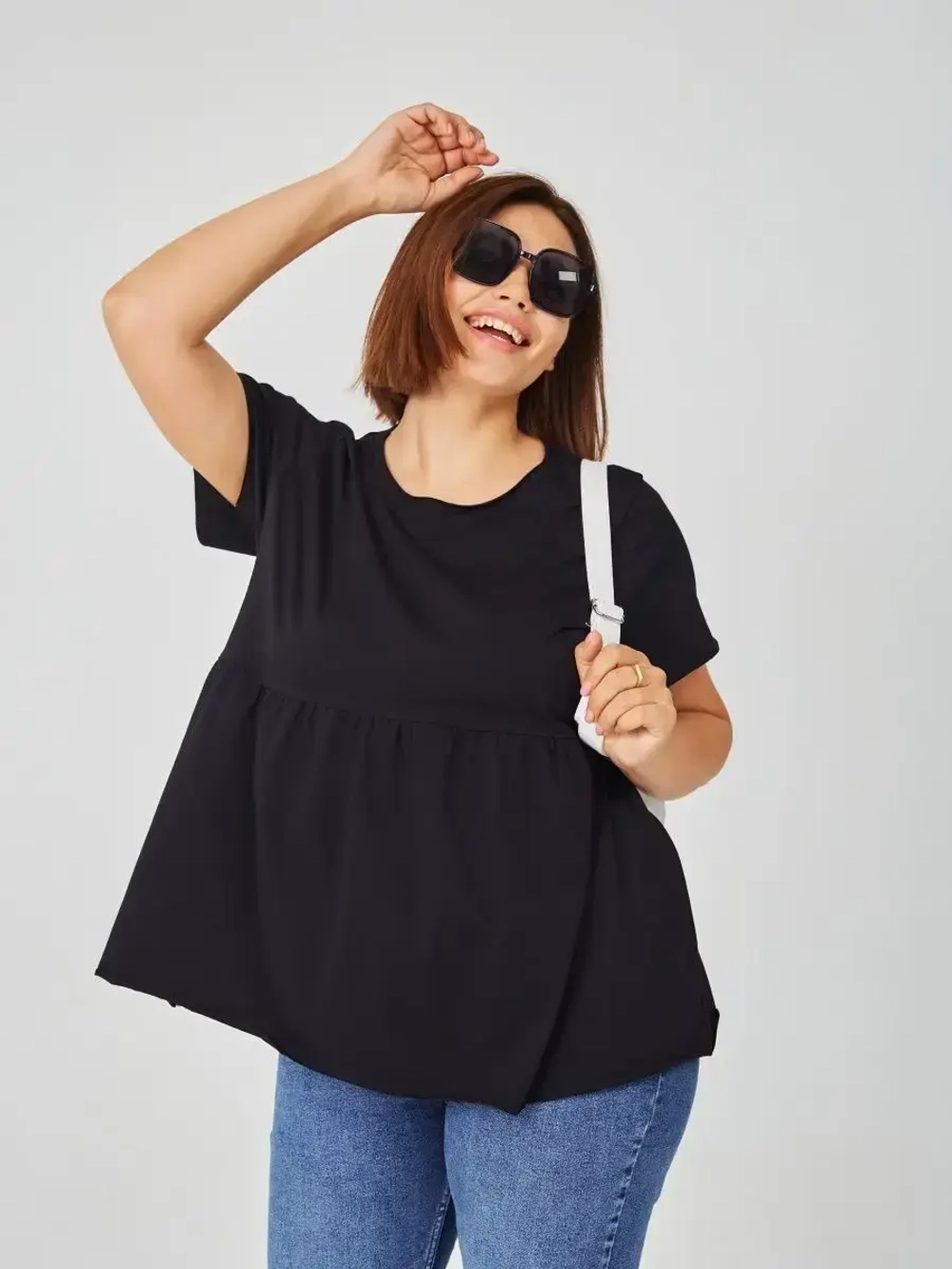 Футболка с баской оверсайз