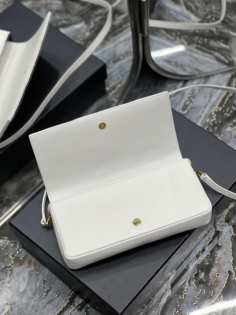 Saint Laurent Kate 99 Bag 26 cm