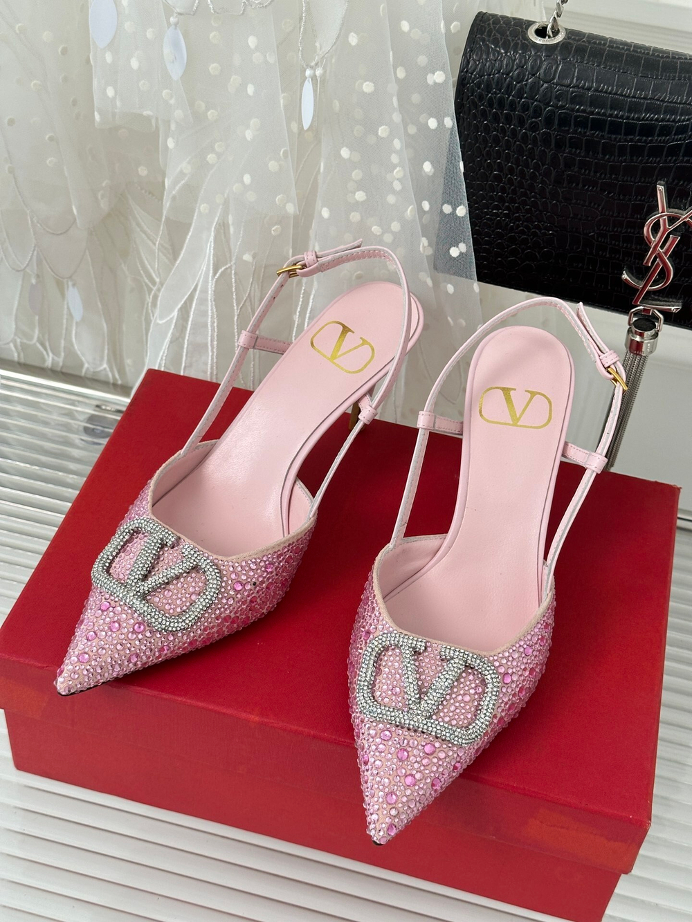 Valentino Vlogo Pump 8 cm