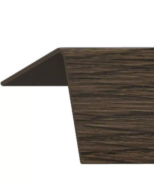 Угол с тиснением текстурный  ПВХ  20*20*2,7 м Венге африка