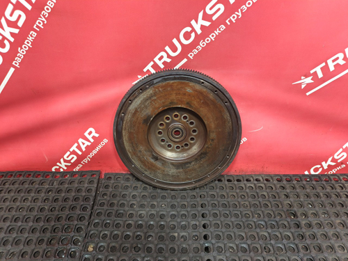 Маховик двигателя