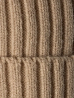 Шапка для девочки на осень