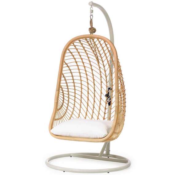 Подвесное кресло из ротанга Ekaterina с напольным кронштейном | La Forma | Испания