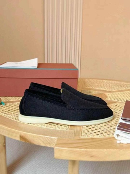 Лоферы Loro Piana Summer Walk с мехом