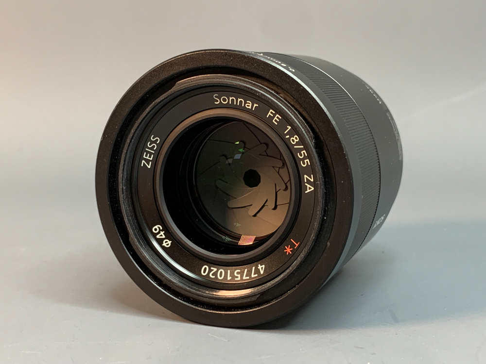 Sony FE 55mm f/1.8 ZA