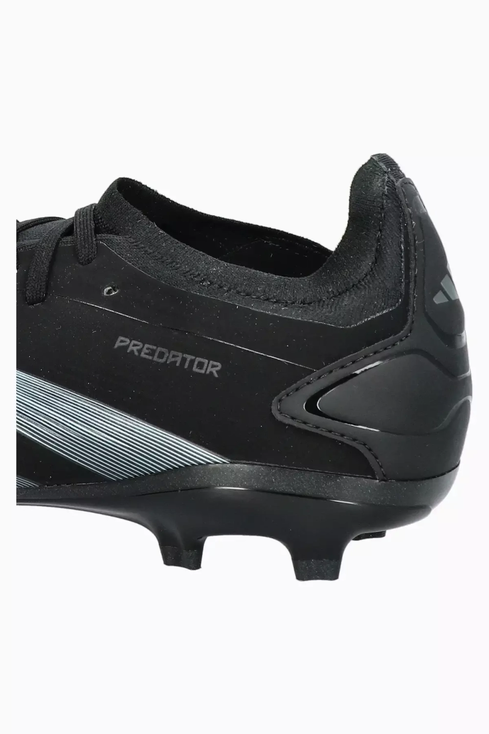 Бутсы adidas Predator Pro FG