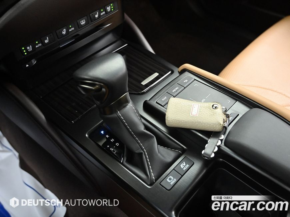 Lexus ES300h 7 Generation Luxury Plus (11.2020)