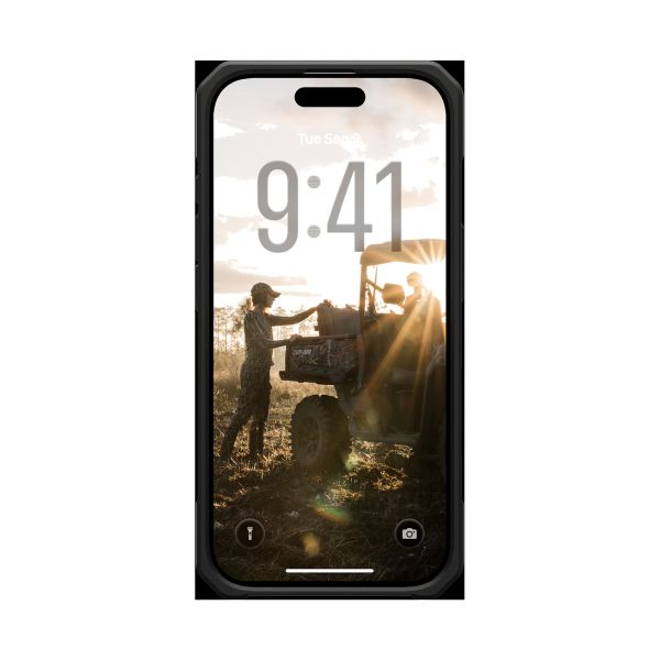 Чехол Uag Monarch Pro Case для iPhone 17, Красный | Carbon Fiber Mallard/Red