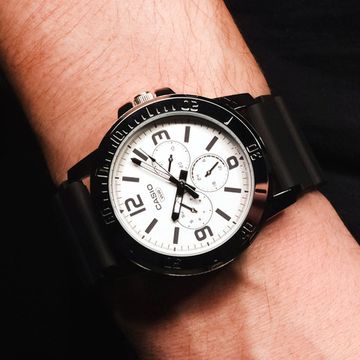 Наручные часы Casio MTP-VD300-7BUDF