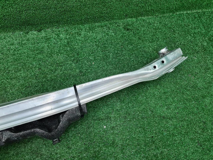 Усилитель передний Porsche Macan (2014-н.в.)