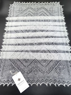 Оренбургский пуховый палантин с шелком АШ12040-02 экрю