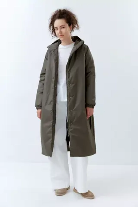 Зимнее пальто миди зеленого цвета