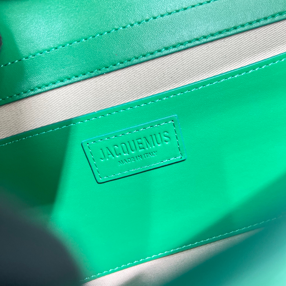 Jacquemus Le Bambinou 34 cm