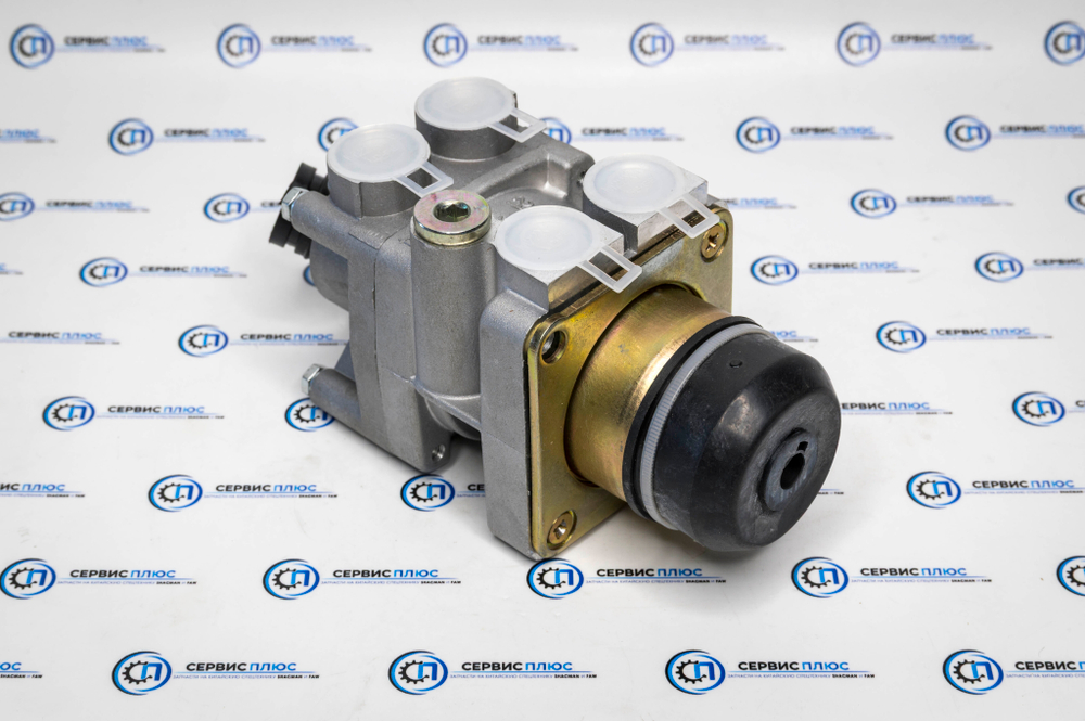 Кран главный тормозной F2000/3000 DZ9100360080