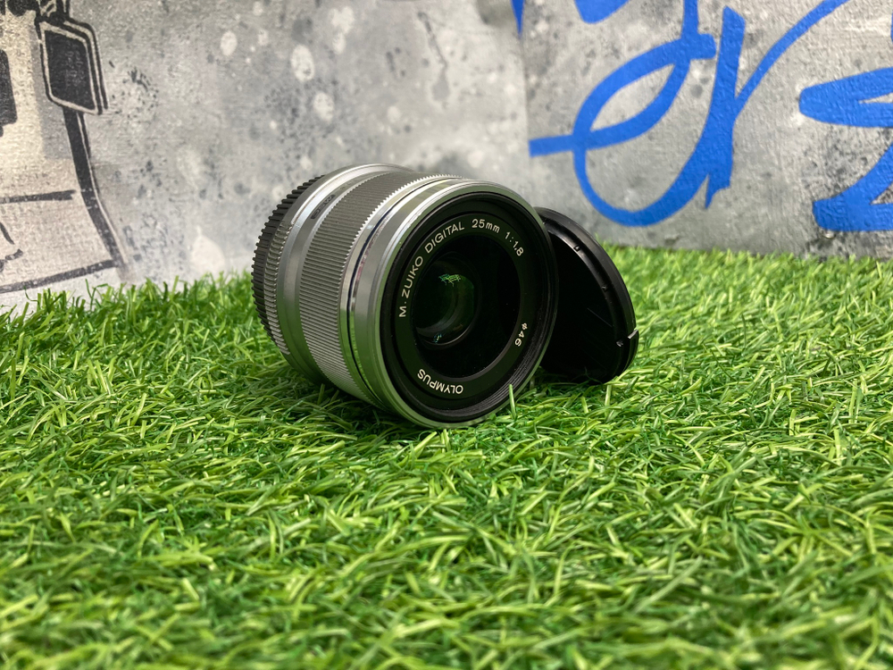 Olympus 25mm 1.8 M.Zuiko Digital MSC