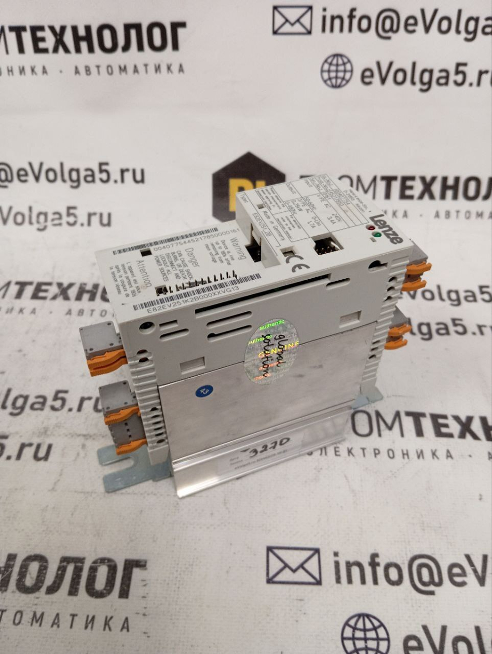 Lenze E82EV251_2B б/у