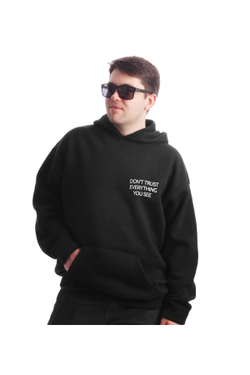 Реалистичная черная толстовка Artemis Design