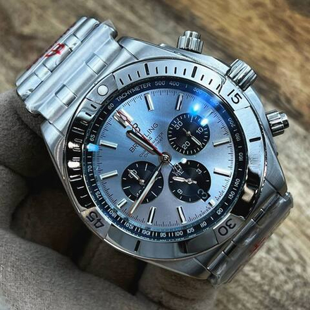 Часы Breitling